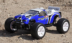 Maverick STRADA XT EVO 4WD EL Truggy 1:10 (Blue RTR Version) (MV12602 Blue)