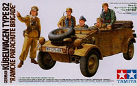 1:35 Немецкий авто Kubelwagen Type 82 корпус Роммеля (Tamiya, 35304)