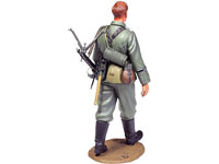 1:16 Німецький піхотинець на маневрах (перший номер кулеметного розрахунку) (Tamiya, 36307)