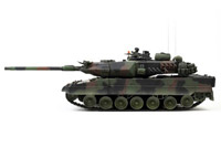 Танк VSTANK PRO німецький Leopard 2 A6 NATO 1:24 IR (камуфляжна RTR-версія) (A02103830)