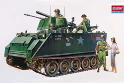 1:35 Американский БТР M-113A1 APC Вьетнам (Academy, 1389)