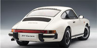 1:18 Porsche 911 Carrera 3.2 white 1988 (Autoart, 78012)