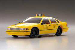 MINI-Z MR-015 Chevrolet Caprice Taxi, 2WD, 1:27, электро, желтая (Kyosho, 30377T)