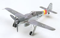 1:72 Немецкий истребитель Focke-Wulf Fw190 D-9, L=142mm (Tamiya, 60751)
