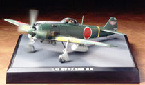 1:48 Японський Nakajima Ki-84 Hayate з діючим пропелером (Tamiya, 61501)